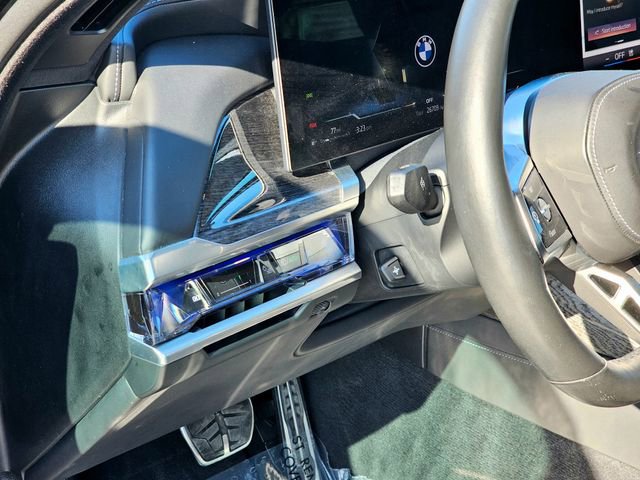 Used 2023 BMW 760i xDrive w/ Executive Package image 14