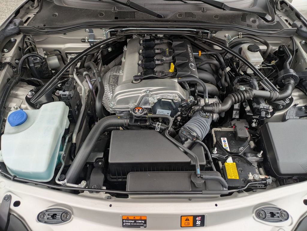 Used 2022 MAZDA MX-5 Miata RF Grand Touring RWD image 10