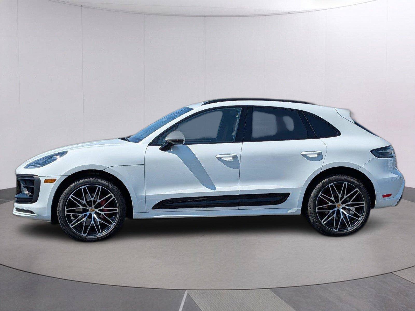 Used 2025 Porsche Macan S AWD/4WD image 2