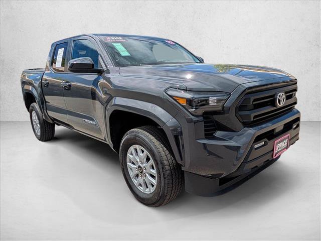 Used 2025 Toyota Tacoma SR5 AWD/4WD video 3