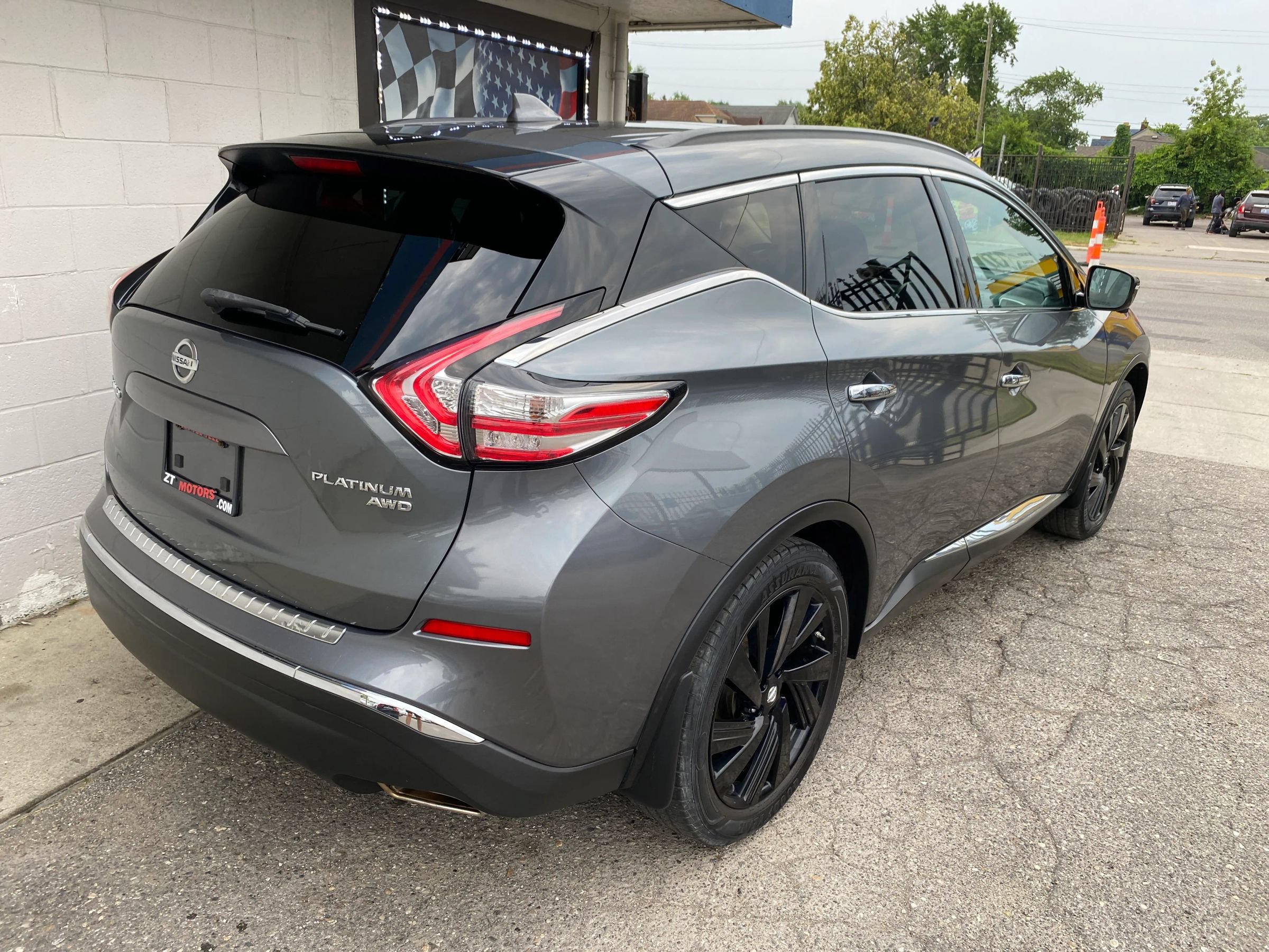 Used 2017 Nissan Murano Platinum w/ Platinum Technology Package AWD/4WD image 8