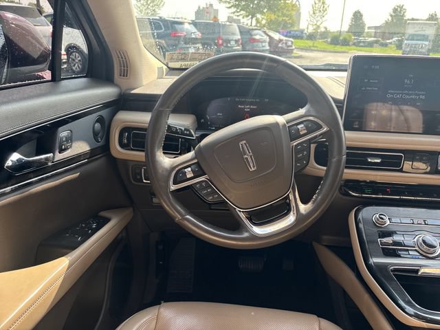 Used 2021 Lincoln Nautilus Reserve AWD/4WD image 13