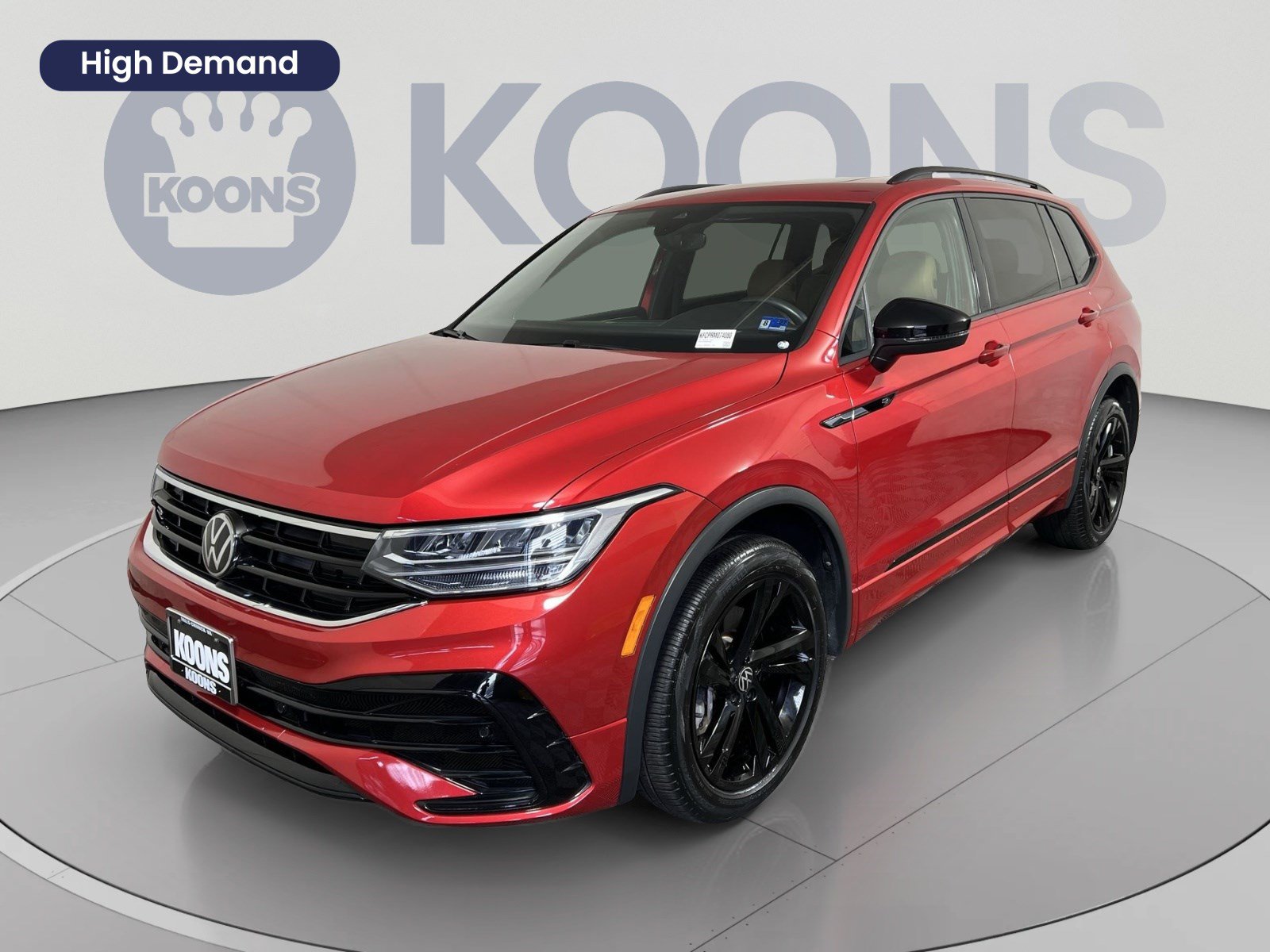 Used 2024 Volkswagen Tiguan SE R-Line