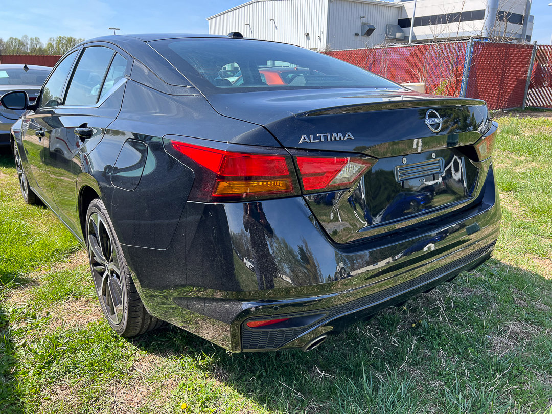 Used 2024 Nissan Altima 2.5 SR image 3