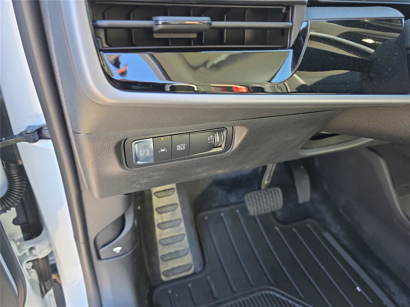 New 2026 Honda Prologue EX image 16