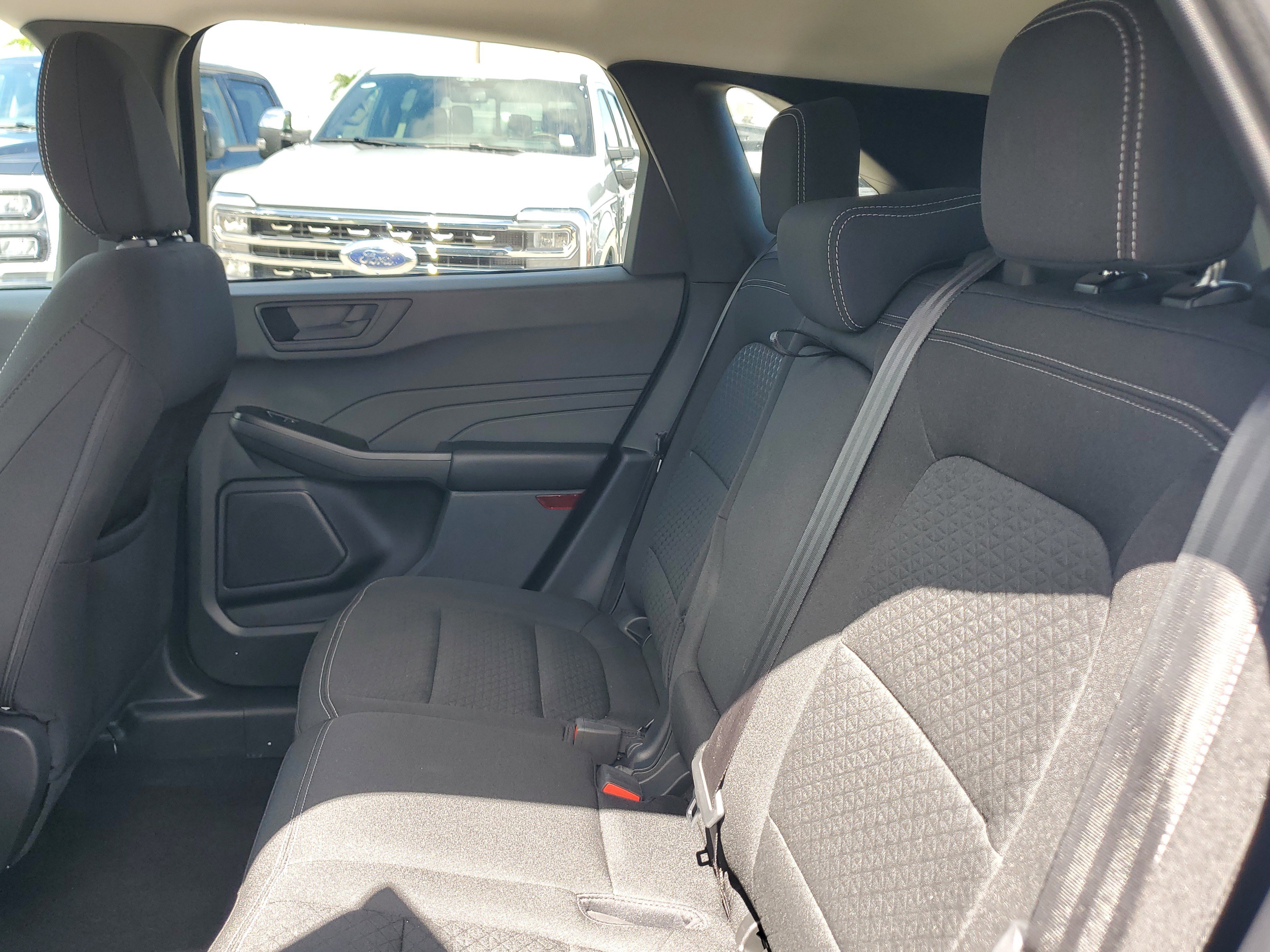 Used 2024 Ford Escape Active image 12