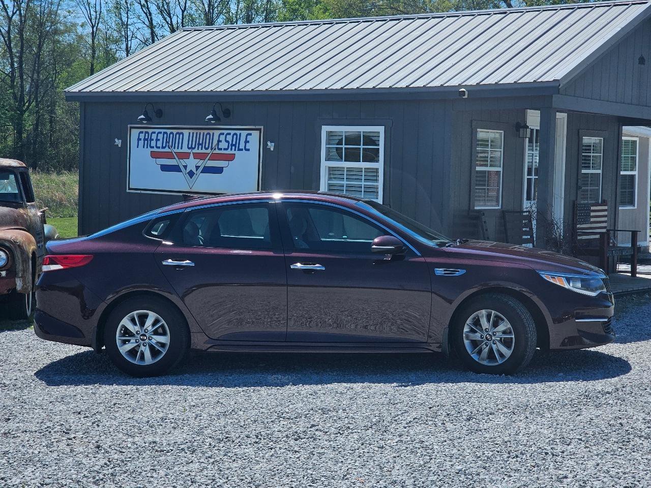 Used 2018 Kia Optima LX w/ Convenience Package FWD image 11