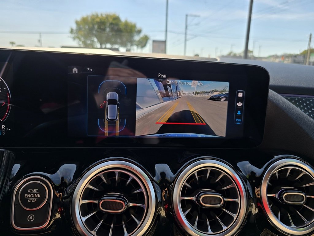 Used 2025 Mercedes-Benz GLA 250 image 22