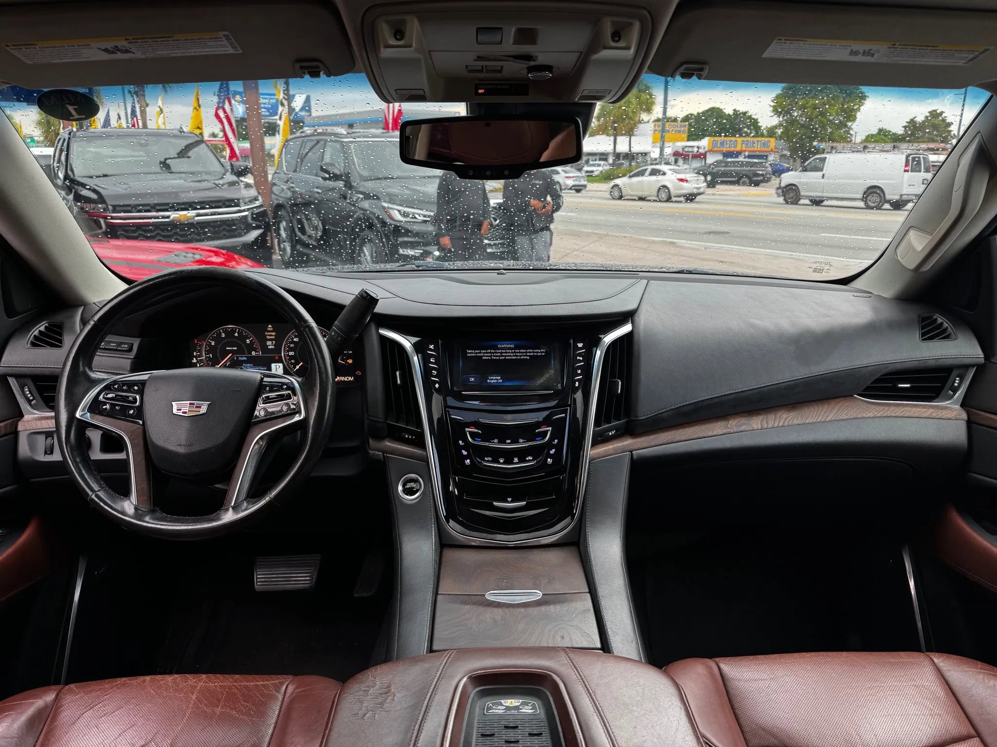 Used 2015 Cadillac Escalade Premium RWD image 19