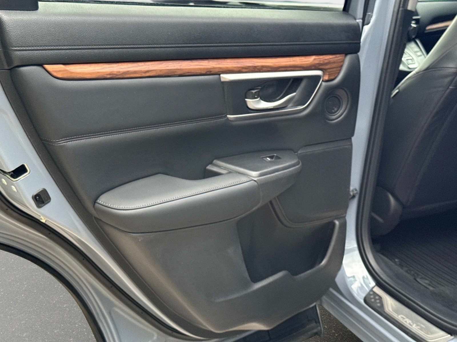 Used 2022 Honda CR-V EX-L image 13