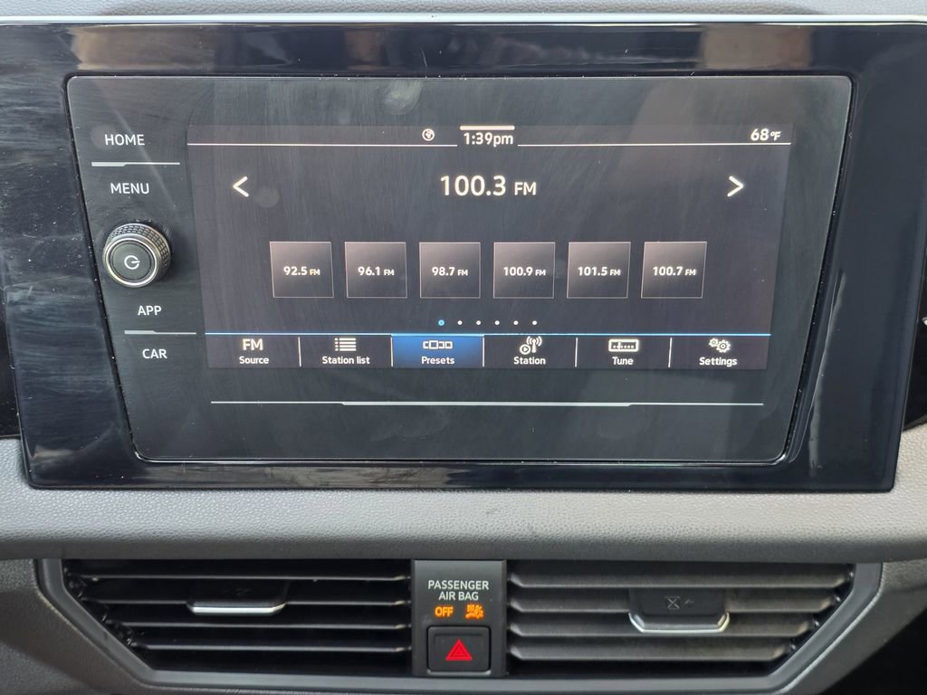 Used 2025 Volkswagen Jetta Sport image 12