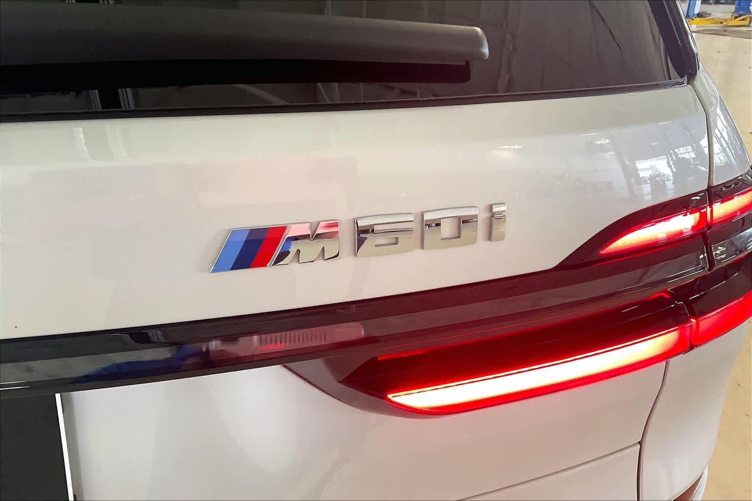 Certified 2026 BMW X7 M60i AWD/4WD image 9