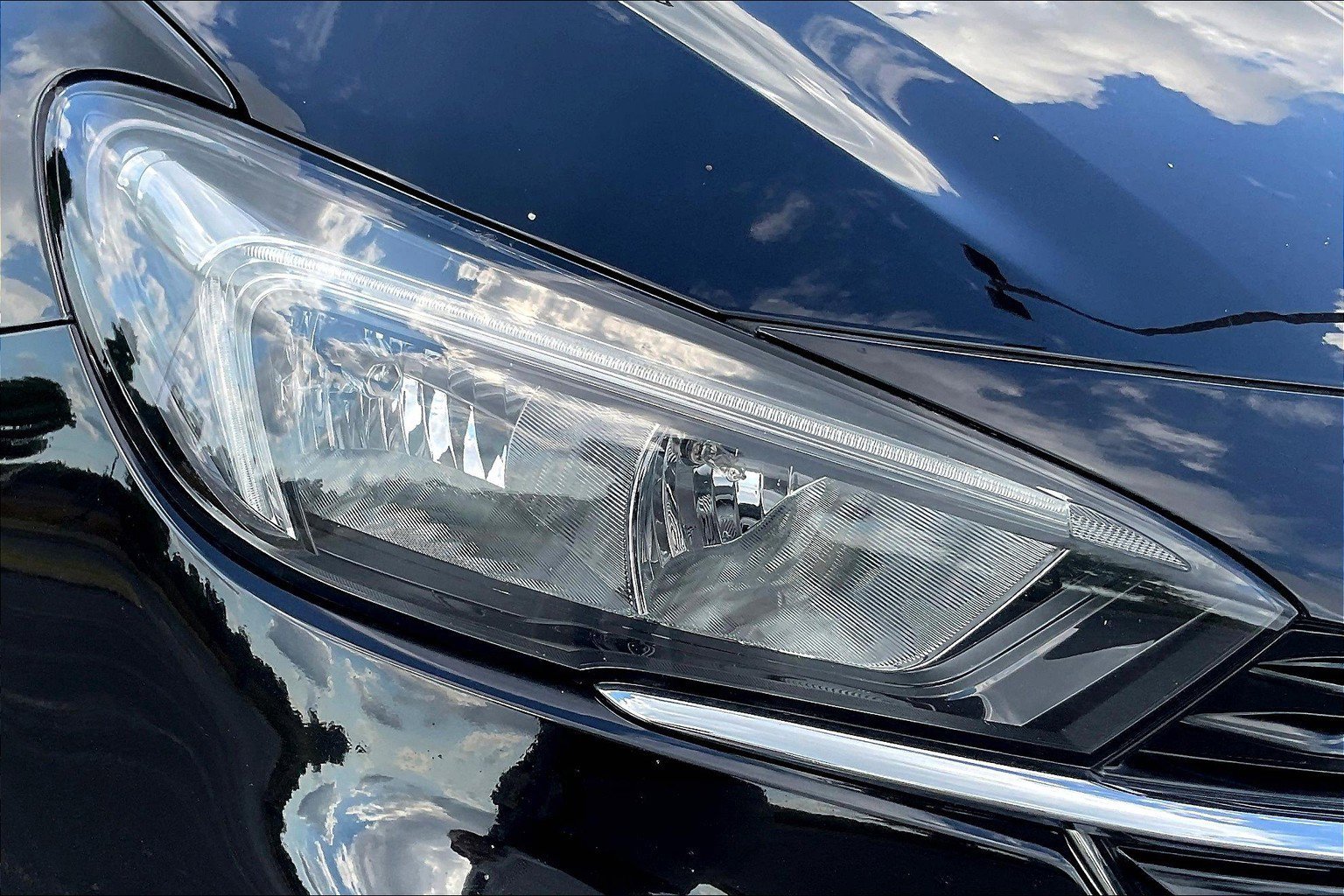 Used 2021 Buick Encore GX Select image 25