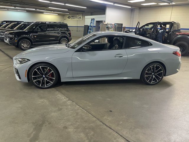 Used 2023 BMW 430i xDrive Coupe w/ M Sport Package AWD/4WD image 4