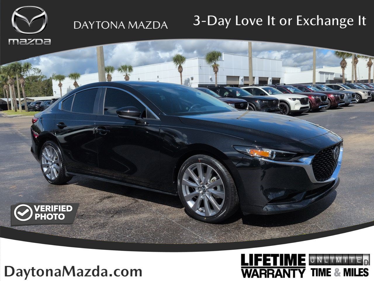 Used 2023 MAZDA MAZDA3 s FWD image 1
