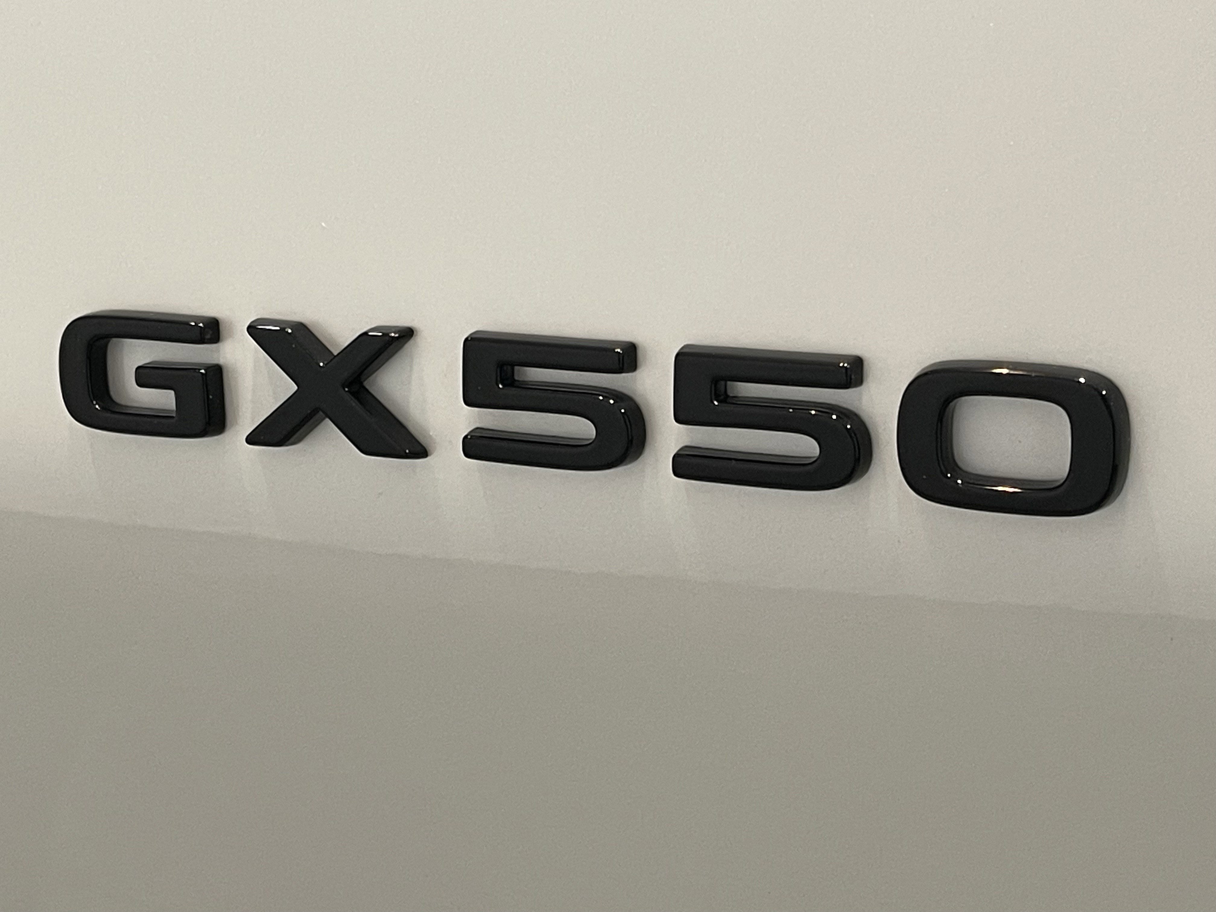 Used 2024 Lexus GX 550 w/ Accessory Package (Z1) image 25