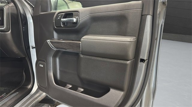 Used 2022 Chevrolet Silverado 1500 LTZ image 33