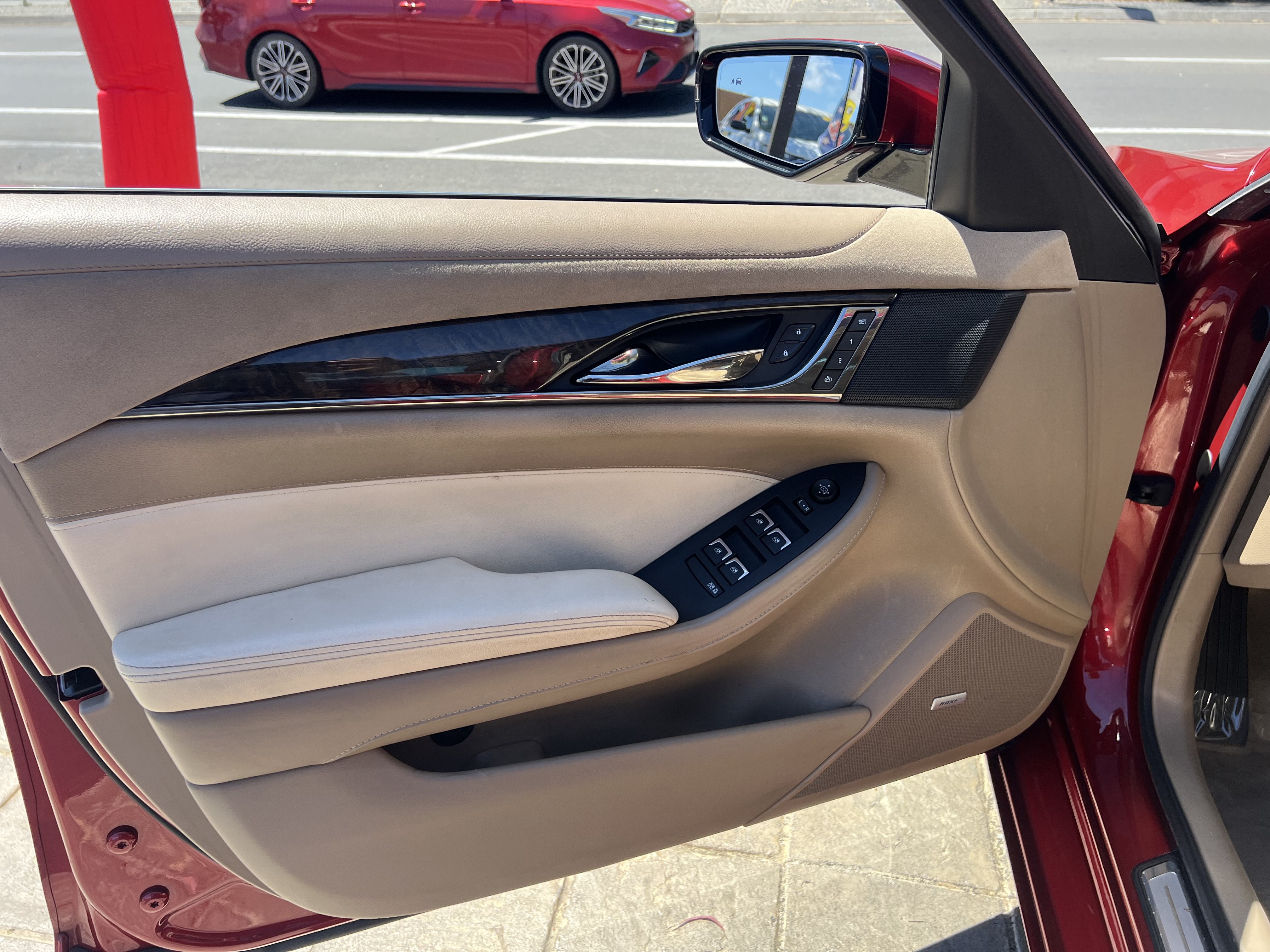 Used 2016 Cadillac CTS Luxury RWD image 11