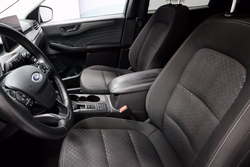 Certified 2024 Ford Escape Active w/ Cold Weather Package FWD image 24