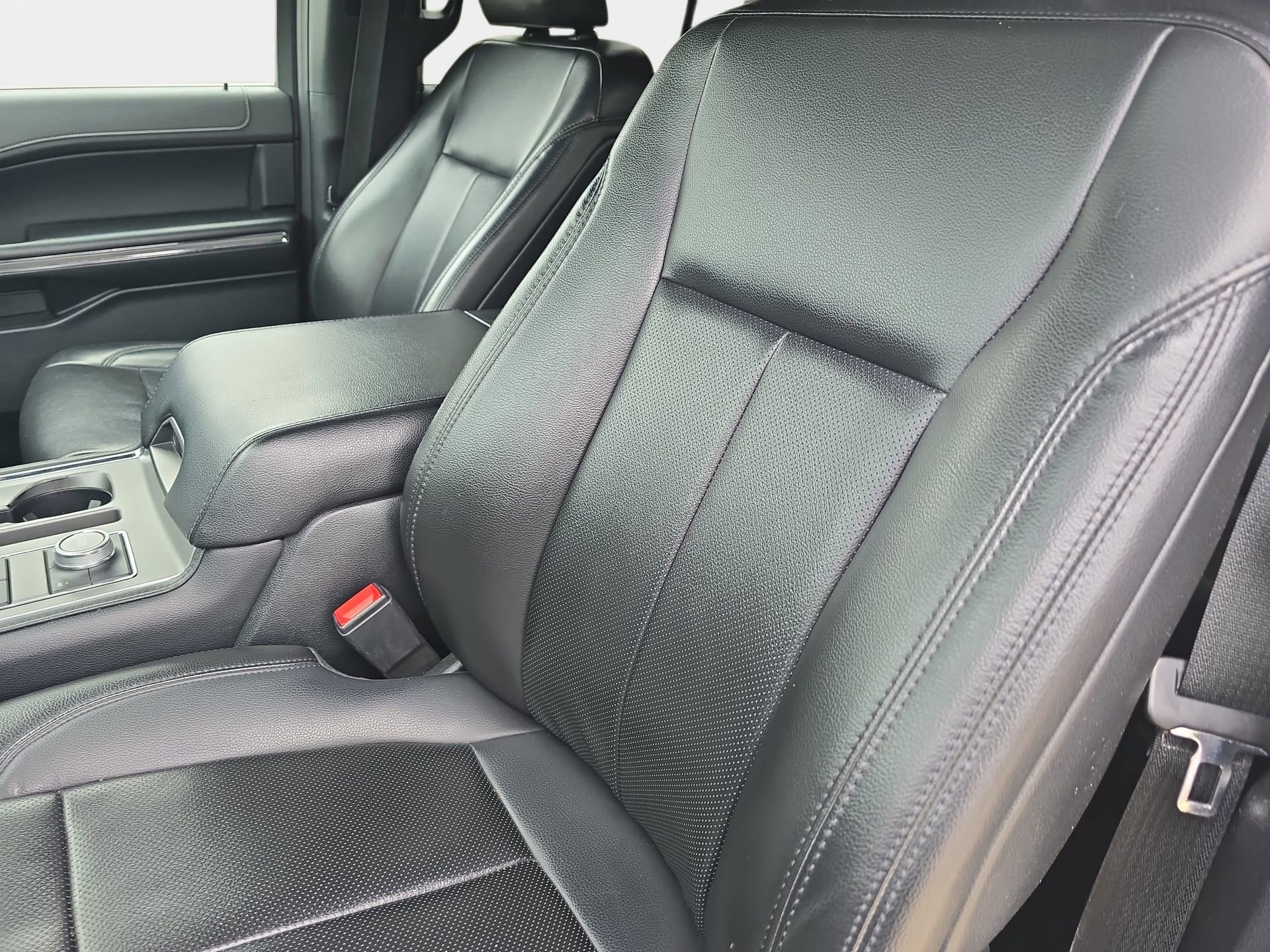 Used 2021 Ford Expedition Max XLT AWD/4WD image 15