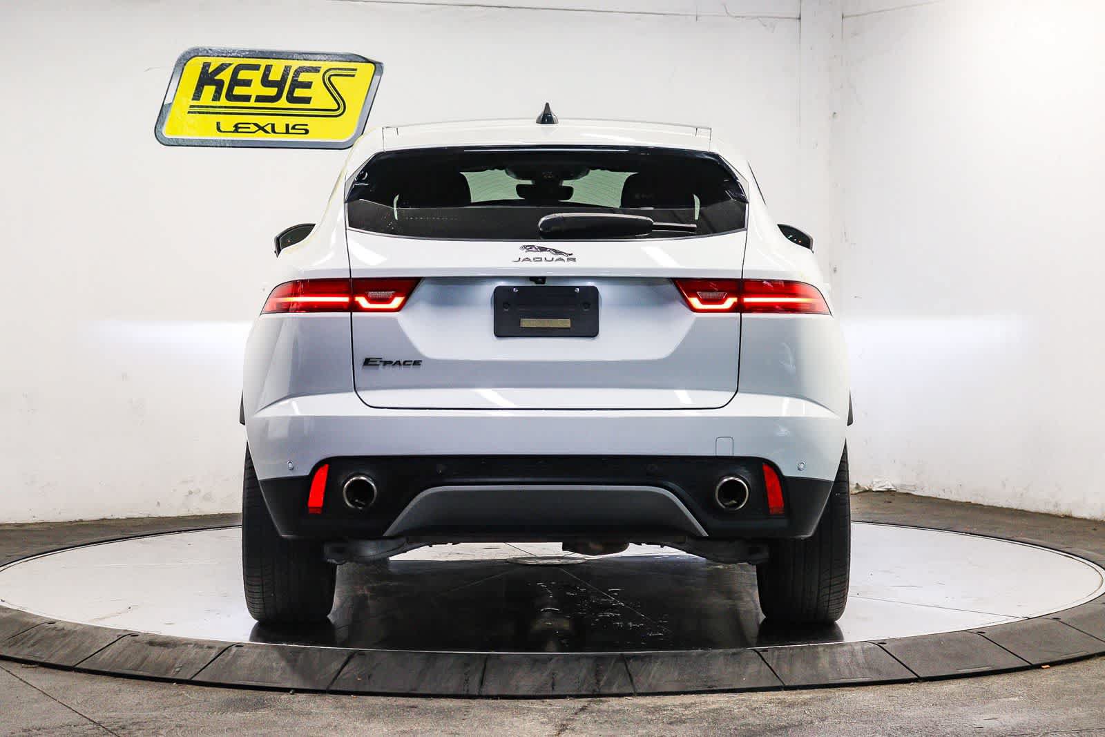 Used 2022 Jaguar E-PACE SE AWD/4WD image 3
