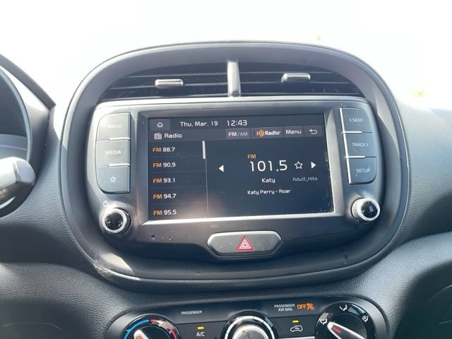 Used 2024 Kia Soul LX w/ Option Group 015 FWD image 19