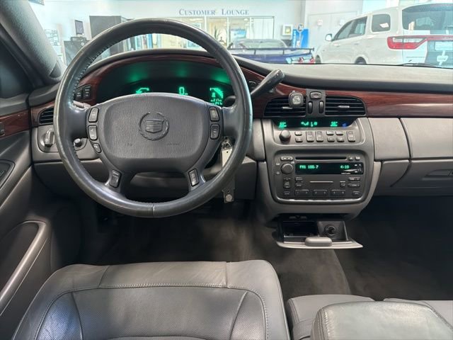 Used 2004 Cadillac De Ville w/ Equipment Group FWD image 23