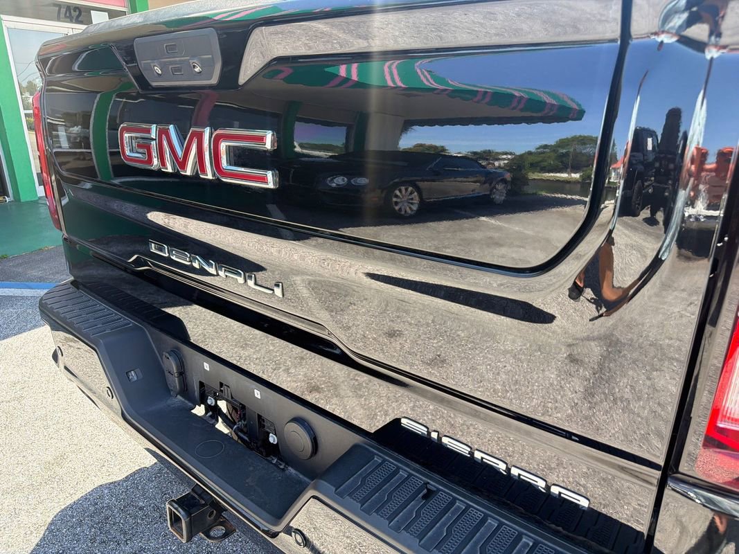 Used 2021 GMC Sierra 1500 Denali w/ Driver Alert Package II AWD/4WD image 13