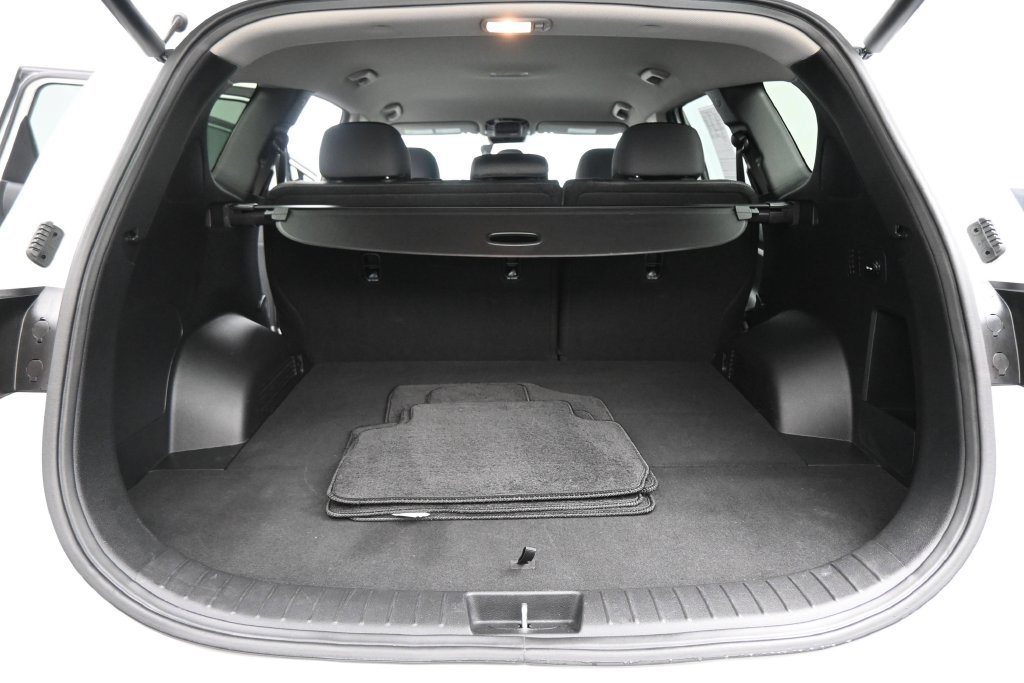 Used 2023 Hyundai Santa Fe SEL FWD image 20