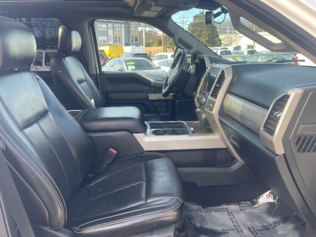 Used 2021 Ford F250 Lariat w/ Lariat Ultimate Package AWD/4WD image 17