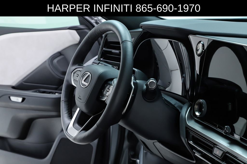 Used 2025 Lexus TX 350 AWD w/ Technology Package image 35