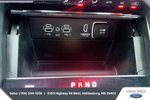 Used 2023 Jeep Grand Cherokee 4WD 4xe image 22