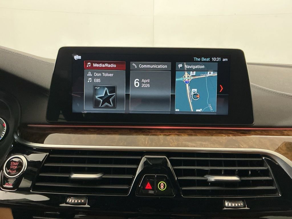 Used 2018 BMW M550i xDrive w/ Dynamic Handling Package image 11