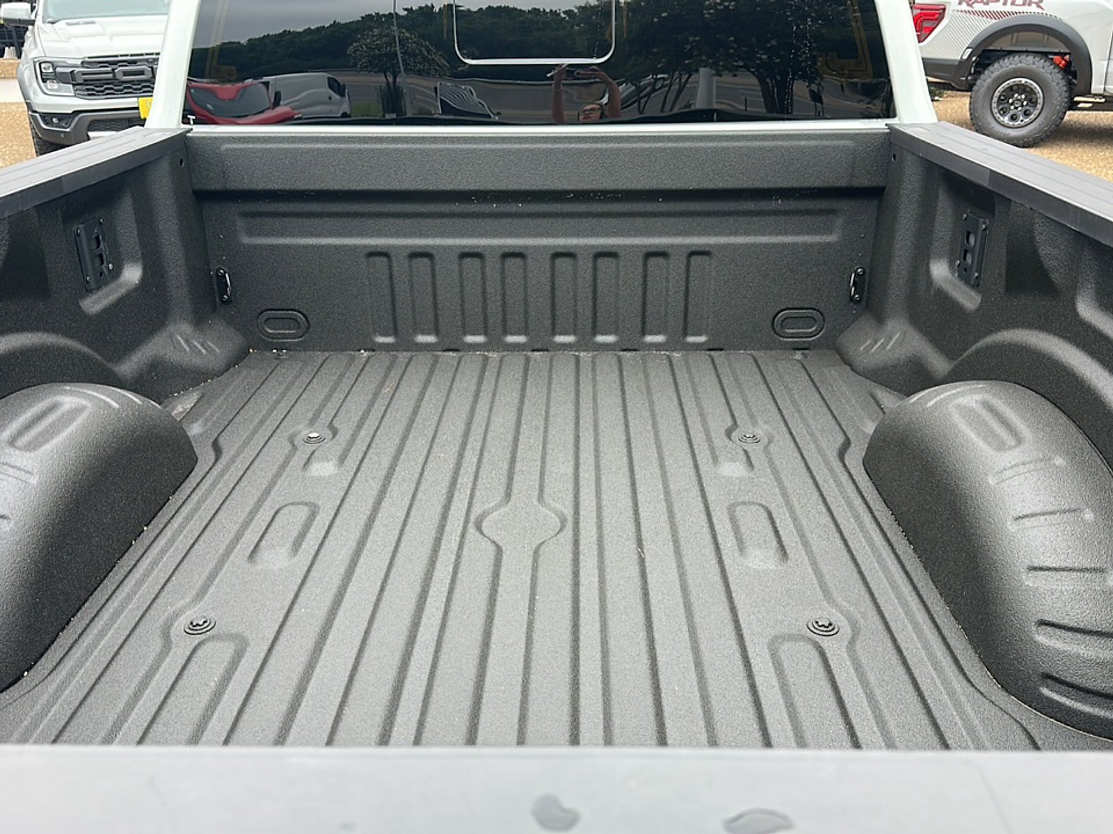 Used 2024 Ford F250 Lariat AWD/4WD image 10