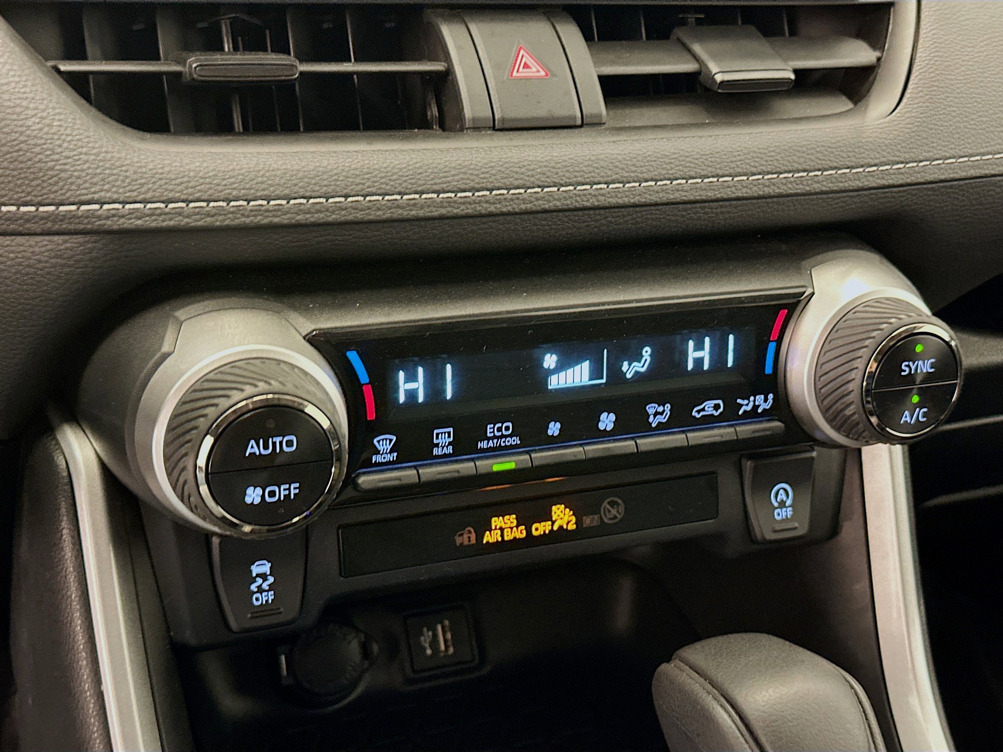 Used 2024 Toyota RAV4 XLE image 24