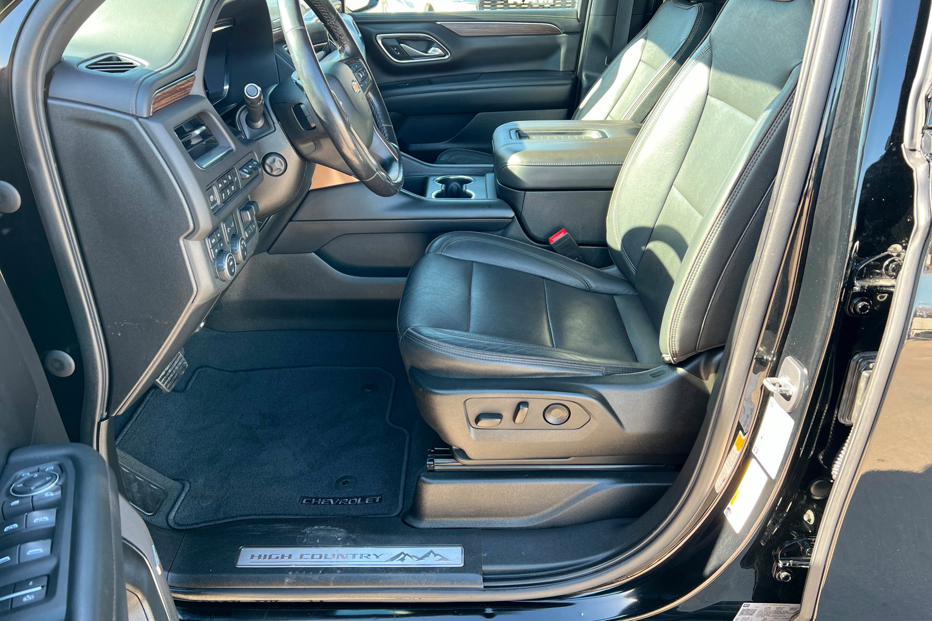 Used 2022 Chevrolet Tahoe High Country image 17