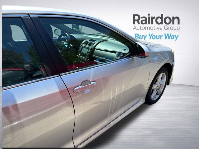 Used 2012 Toyota Camry SE FWD image 11