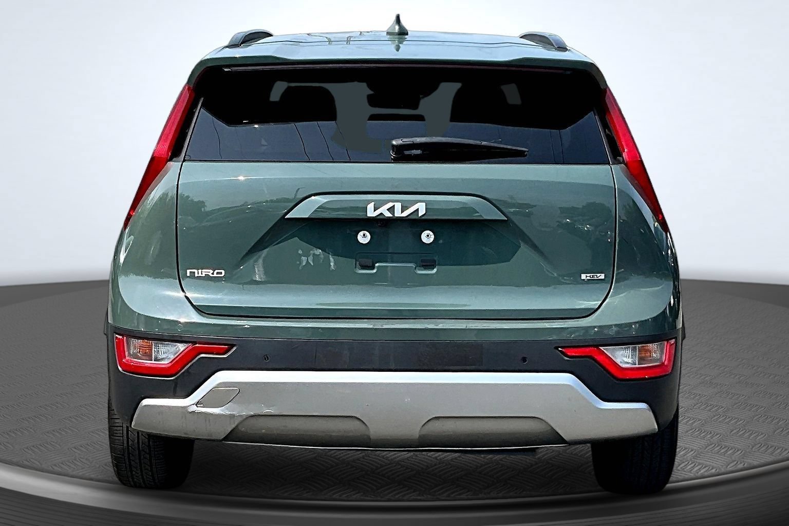 Used 2023 Kia Niro EX FWD image 4