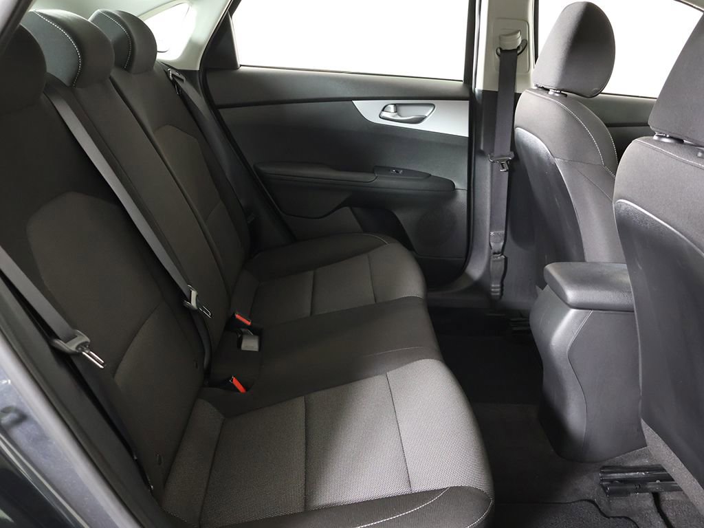 Used 2023 Kia Forte LXS w/ LXS Technology Package image 32
