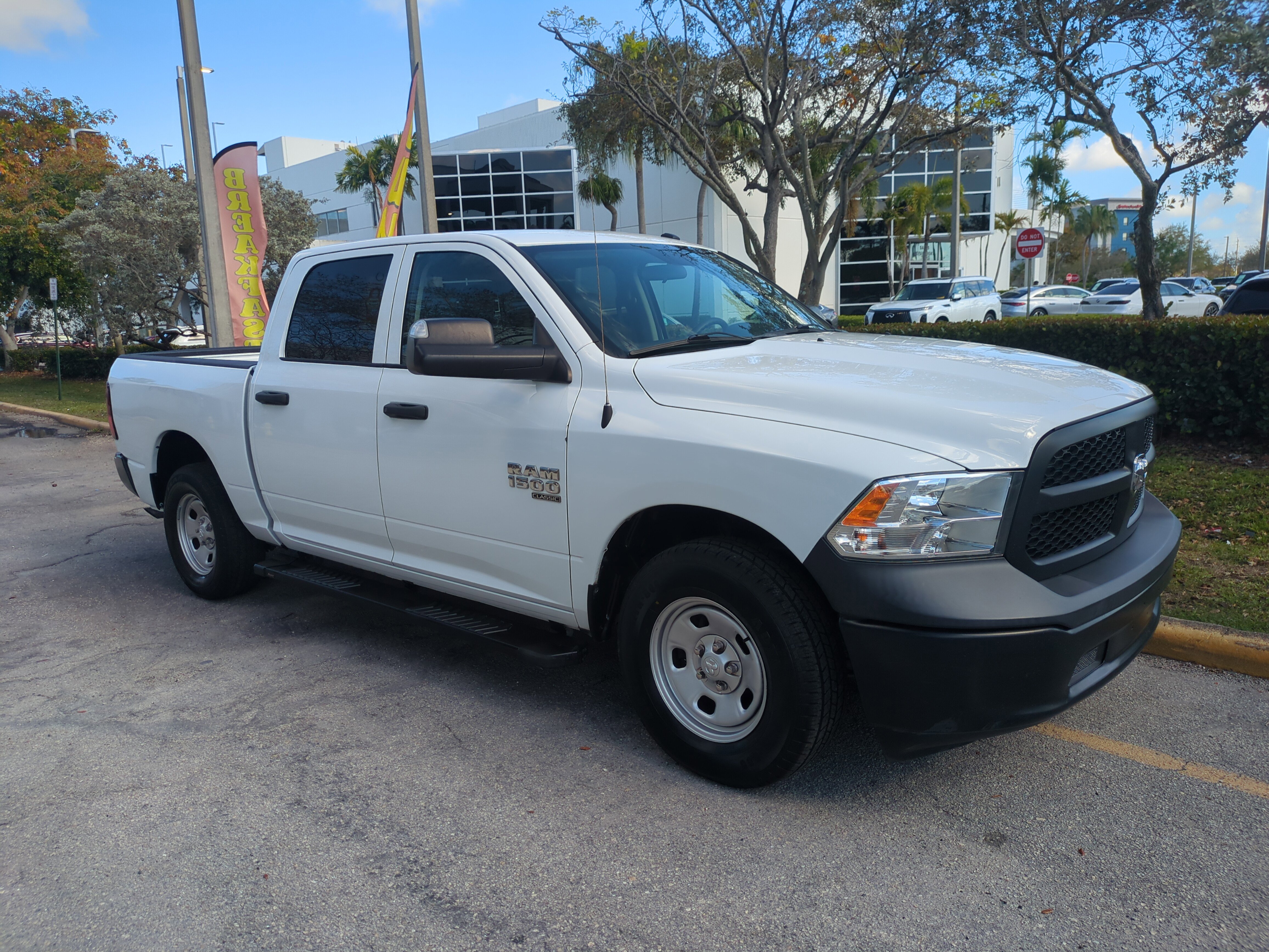 Certified 2023 RAM 1500 Tradesman w/ Trailer Tow Group image 2