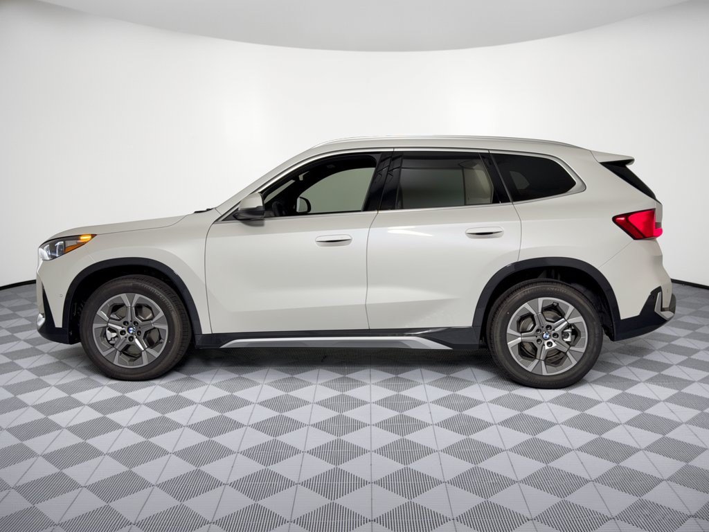 New 2027 BMW X1 xDrive28i AWD/4WD image 2