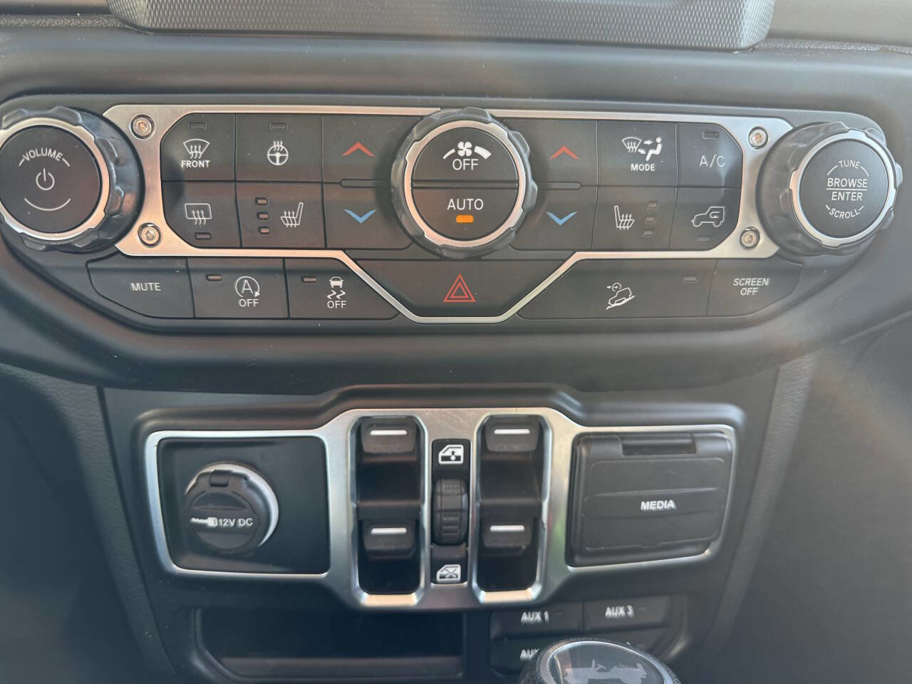 Used 2020 Jeep Wrangler Unlimited Sport S image 20