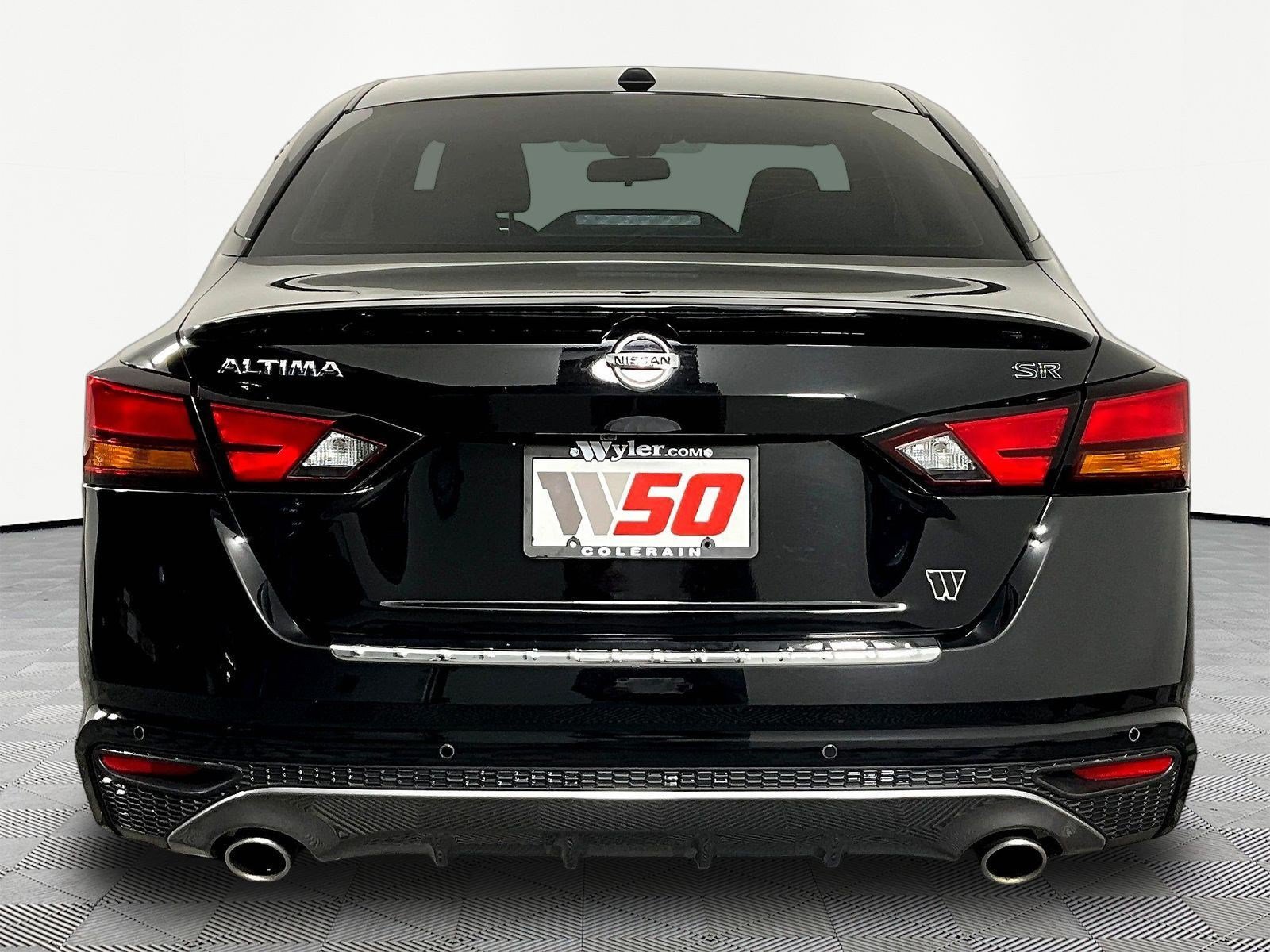 Used 2022 Nissan Altima 2.5 SR FWD image 5