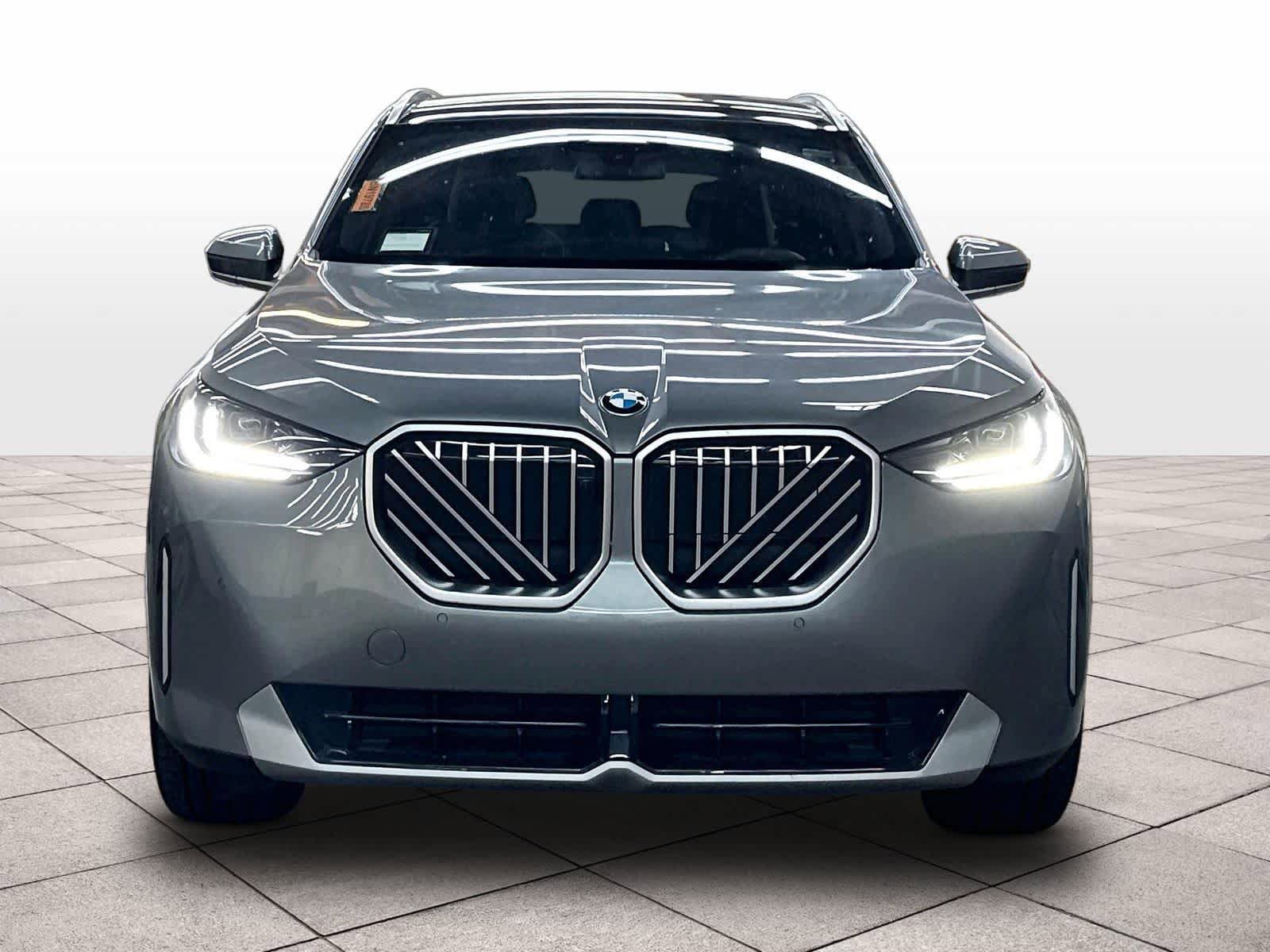Used 2026 BMW X3 xDrive30i w/ Premium Package AWD/4WD image 3