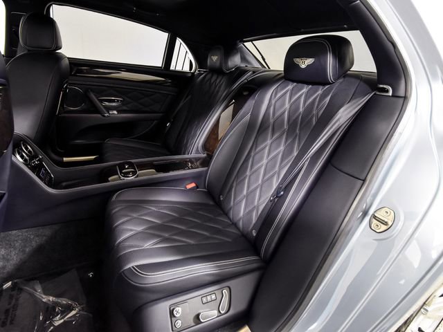 Used 2016 Bentley Flying Spur W12 image 7