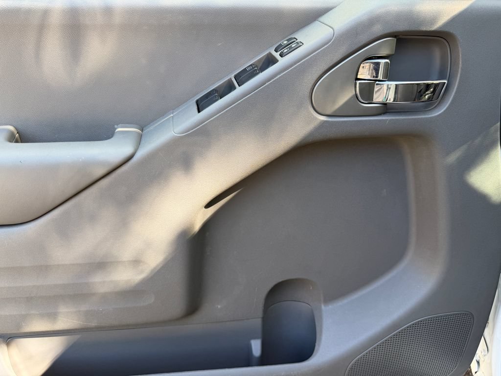 Used 2019 Nissan Frontier SV RWD image 15