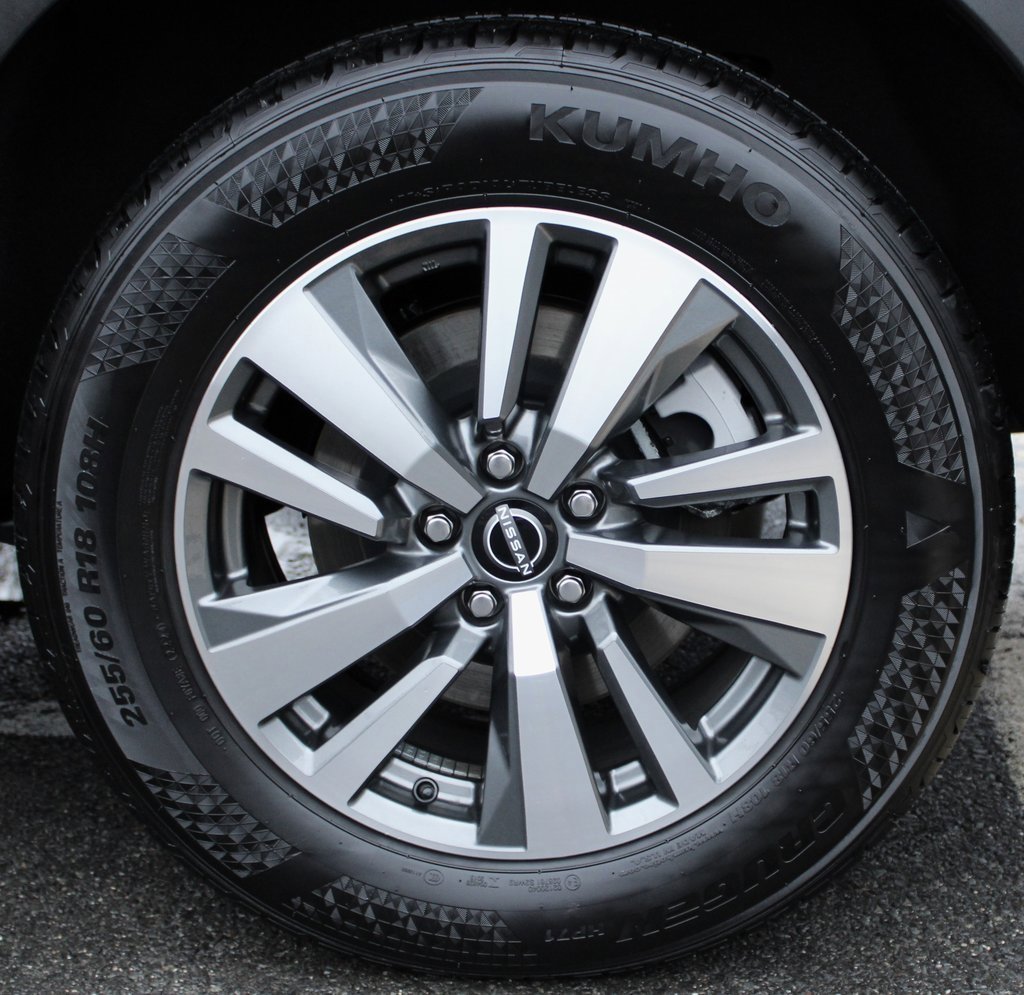 Certified 2024 Nissan Pathfinder SL image 12