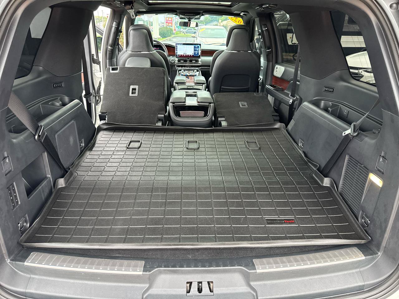 Used 2023 Lincoln Navigator Reserve AWD/4WD image 47
