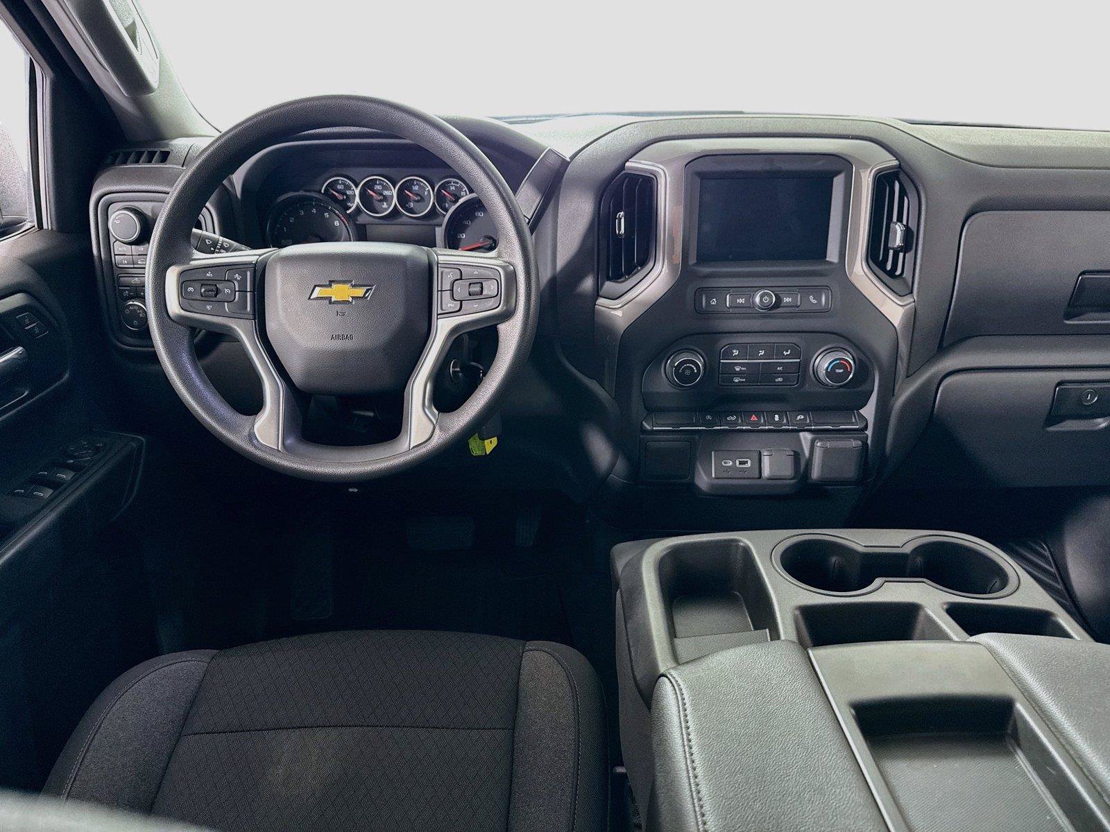 Used 2022 Chevrolet Silverado 1500 Custom w/ Safety Confidence Package AWD/4WD image 2