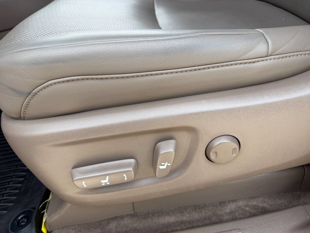 Used 2019 Lexus GX 460 Premium AWD/4WD image 17